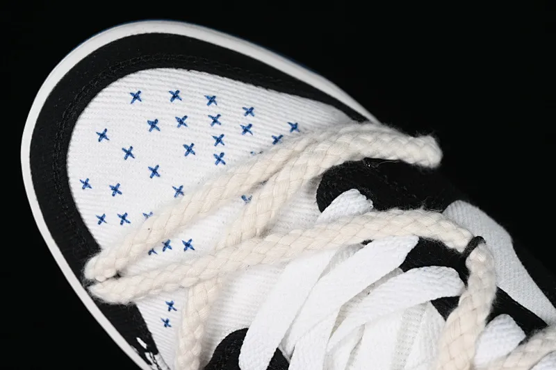 All categories Nk SB Dunk Series Nk SB Dunk Low Low-top sneakers J version Nk Dunk Low Retro "Industrial Blue" Washed denim Graffiti SB strappy low-top casual sneakers DV0834-101